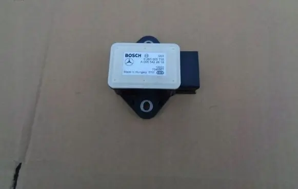 Mercedes-Benz E W212 ESP acceleration yaw rate sensor A0055422618