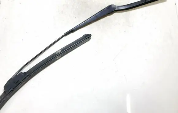 Rover 75 Front wiper blade arm 