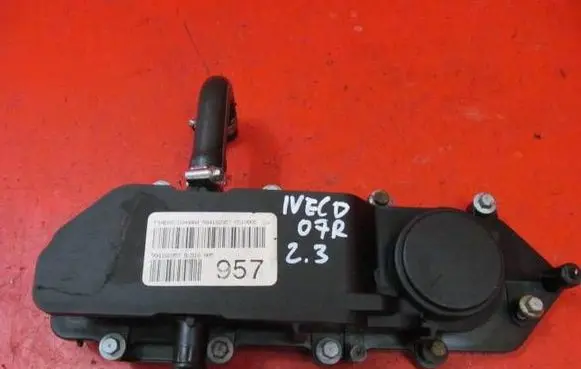 Iveco Daily 35 - 40.10 Rocker cam cover 504132147