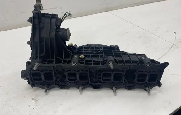 Mercedes-Benz E C207 W207 Intake manifold A6510900037