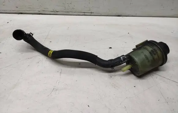 Volvo XC60 Power steering fluid tank/reservoir 31302576
