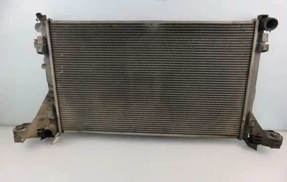 Renault Master III Coolant radiator