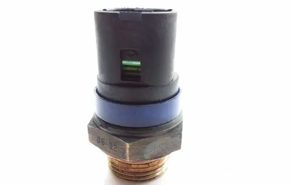 Coolant temperature sensor