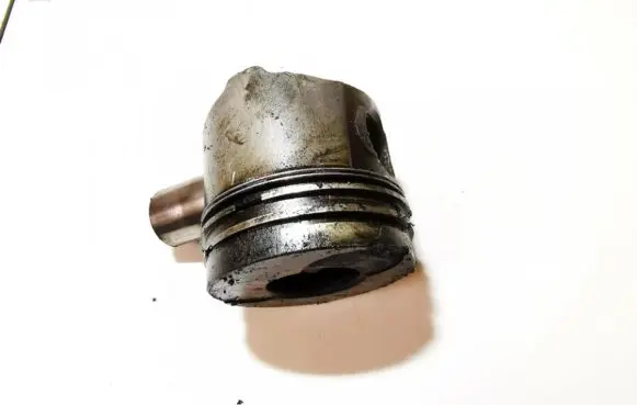 Renault Laguna I Piston 