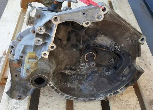 Peugeot 1007 Manual 5 speed gearbox 9650882910