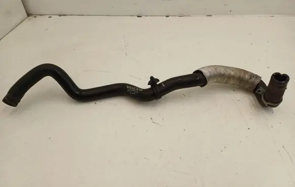 Volvo XC90 Engine coolant pipe/hose 31368127