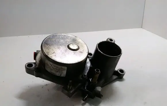 Ford Mondeo Mk III Vacuum pump XS7Q2A451BH