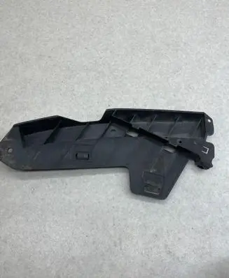 Volvo V70 Front bumper mounting bracket 30796388