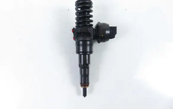 Seat Ibiza III (6L) Fuel injector 0414720037 038130073AJ