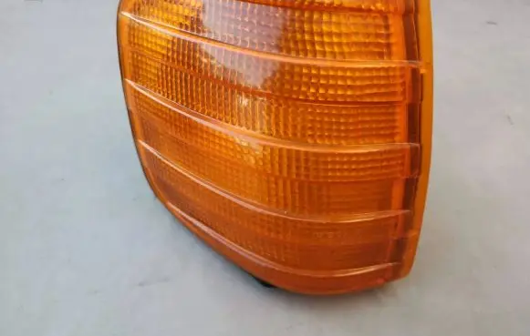 Mercedes-Benz S W126 Front indicator light 1408260243