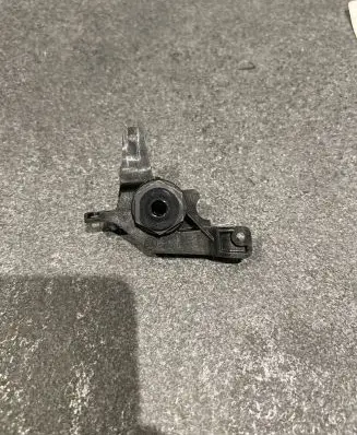 Skoda Superb B8 (3V) Headlight/headlamp mounting bracket 3V0998226B