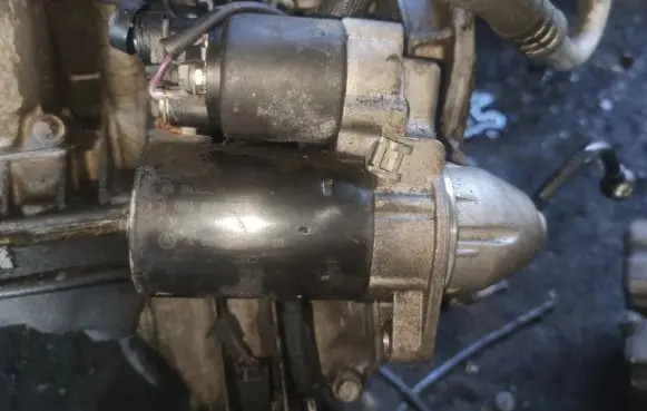 Mercedes-Benz C W203 Starter motor a0051513901 0001107406