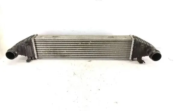 Mercedes-Benz E W212 Intercooler radiator A2045000100 3138476 10T285