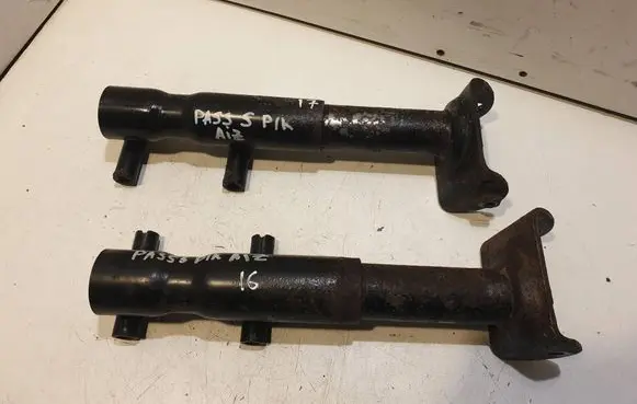 Volkswagen PASSAT B5 Rear bumper shock impact absorber/damper 