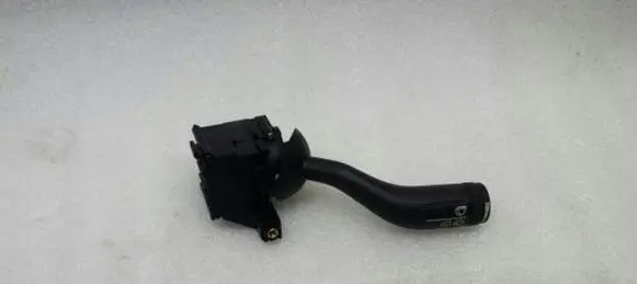 Volkswagen Touareg I Wiper control stalk 7L6953503