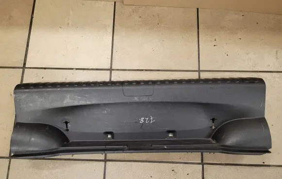 BMW 1 E81 E87 Trunk/boot sill cover protection 514771233359 60829010 30HF409003