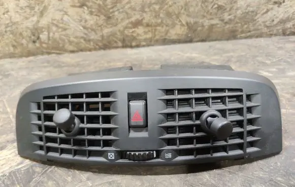 Cadillac SRX Dash center air vent grill 25703804