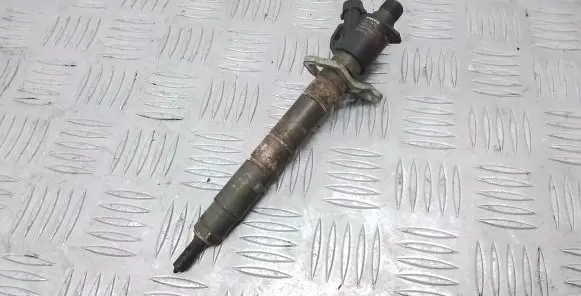Volvo XC60 Fuel injector 31272690