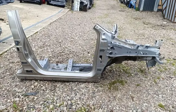Nissan X-Trail T33 Front quarter panel 
