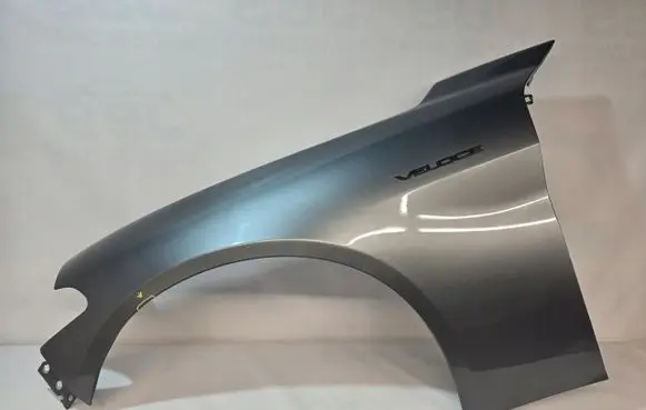 Alfa Romeo Giulia Fender