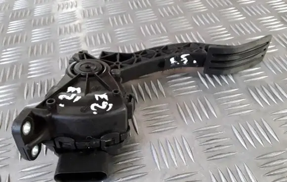 Ford Fusion Accelerator throttle pedal 2S619F836BA 6PV00856701
