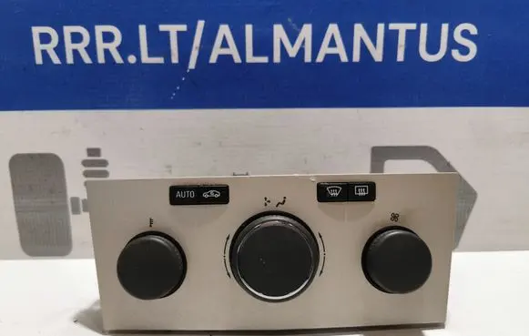 Opel Zafira B Climate control unit 13250621