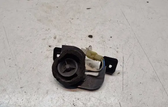 Subaru Outback Front door high frequency speaker 86304AG210