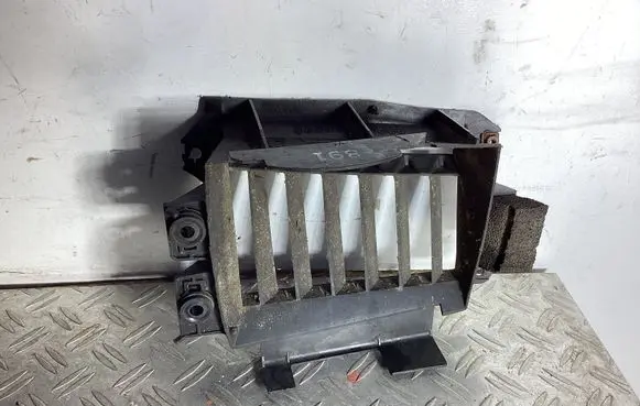 Lexus GS 250 350 300H 450H Intercooler air guide/duct channel 1573238011 1573238020