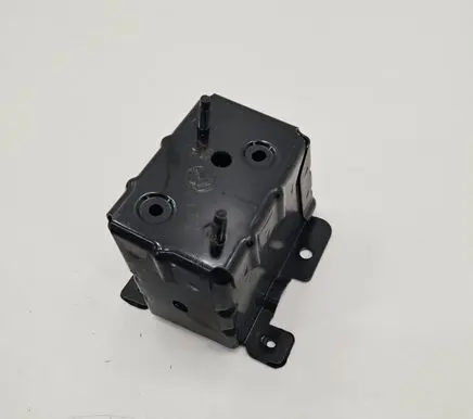 Nissan Leaf II (ZE1) Rear bumper shock impact absorber/damper 