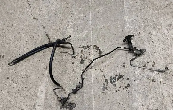 BMW X6 E71 Active stabilizer tube/hose P685963601