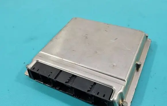 Mercedes-Benz C W203 Engine control unit/module ECU A0001535379 IMPRK1520117