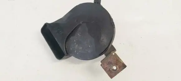 Volvo V70 Horn signal E349042