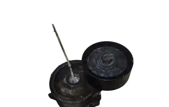 Peugeot 4007 Alternator belt tensioner 
