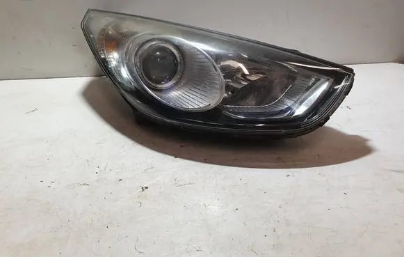 Hyundai ix35 Headlight/headlamp 