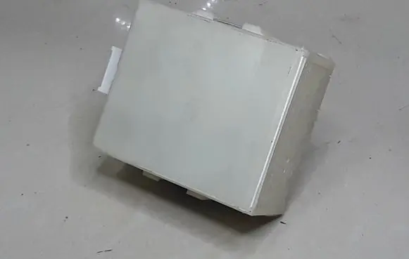 Toyota Avensis T250 Door control unit/module 8974105070