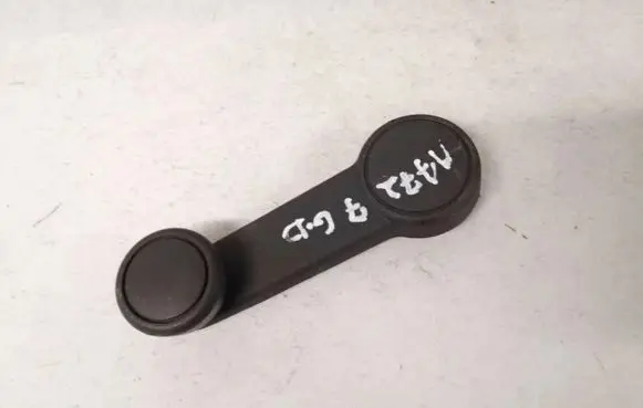 Ford Focus Front door window winding handle 93bbf23342ad