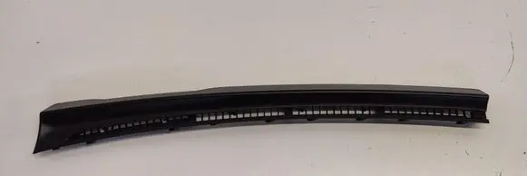 Mercedes-Benz GLC C253 Dash center air vent grill A2536890100