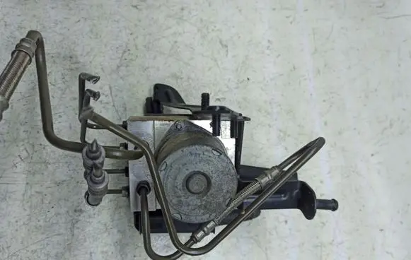 BMW 5 E60 E61 ABS Pump 3451676970301