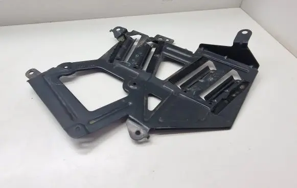 BMW X3 G01 Sound amplifier holder/bracket 6801462