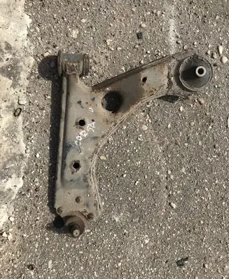 Opel Corsa D Front lower control arm/wishbone