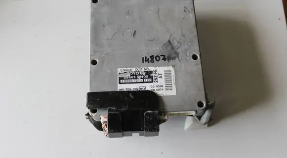 Toyota Yaris Engine control unit/module 8966152100 2110007220