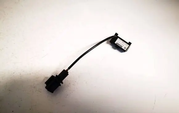 Volkswagen PASSAT B5.5 Sensor 3b0035711a