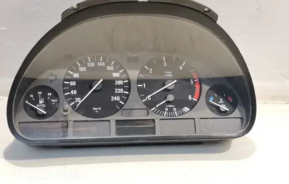 BMW 5 E39 Speedometer (instrument cluster) 62118381198 110008735 110008054