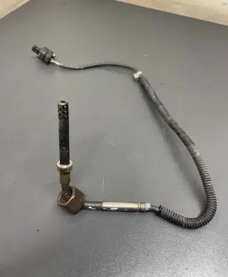 Mercedes-Benz C W204 Lambda probe sensor 13271960377