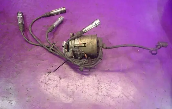 Skoda Felicia II Spark distributor 030905205AB
