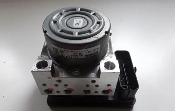 Mitsubishi ASX ABS Pump 4670B262