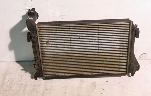 Skoda Octavia Mk2 (1Z) Intercooler air channel guide 