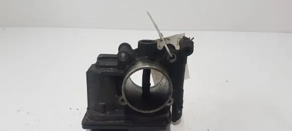 Mazda 6 Throttle valve RF7J136B0