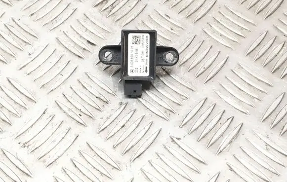 Mercedes-Benz S W221 Airbag deployment crash/impact sensor A0038201926 5WK43446 06T061