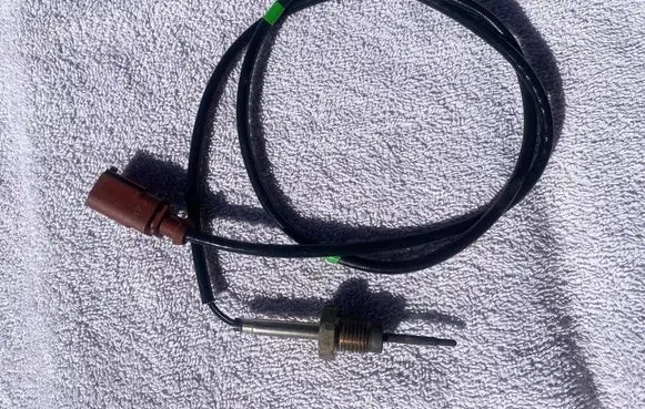 Skoda Octavia Mk3 (5E) Exhaust gas temperature sensor 04L906088AB